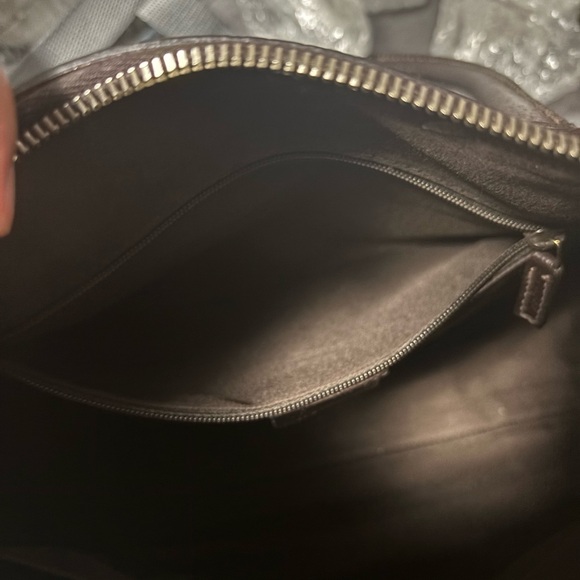 Gucci Brown Monogram Canvas Handbag - Picture 11 of 16